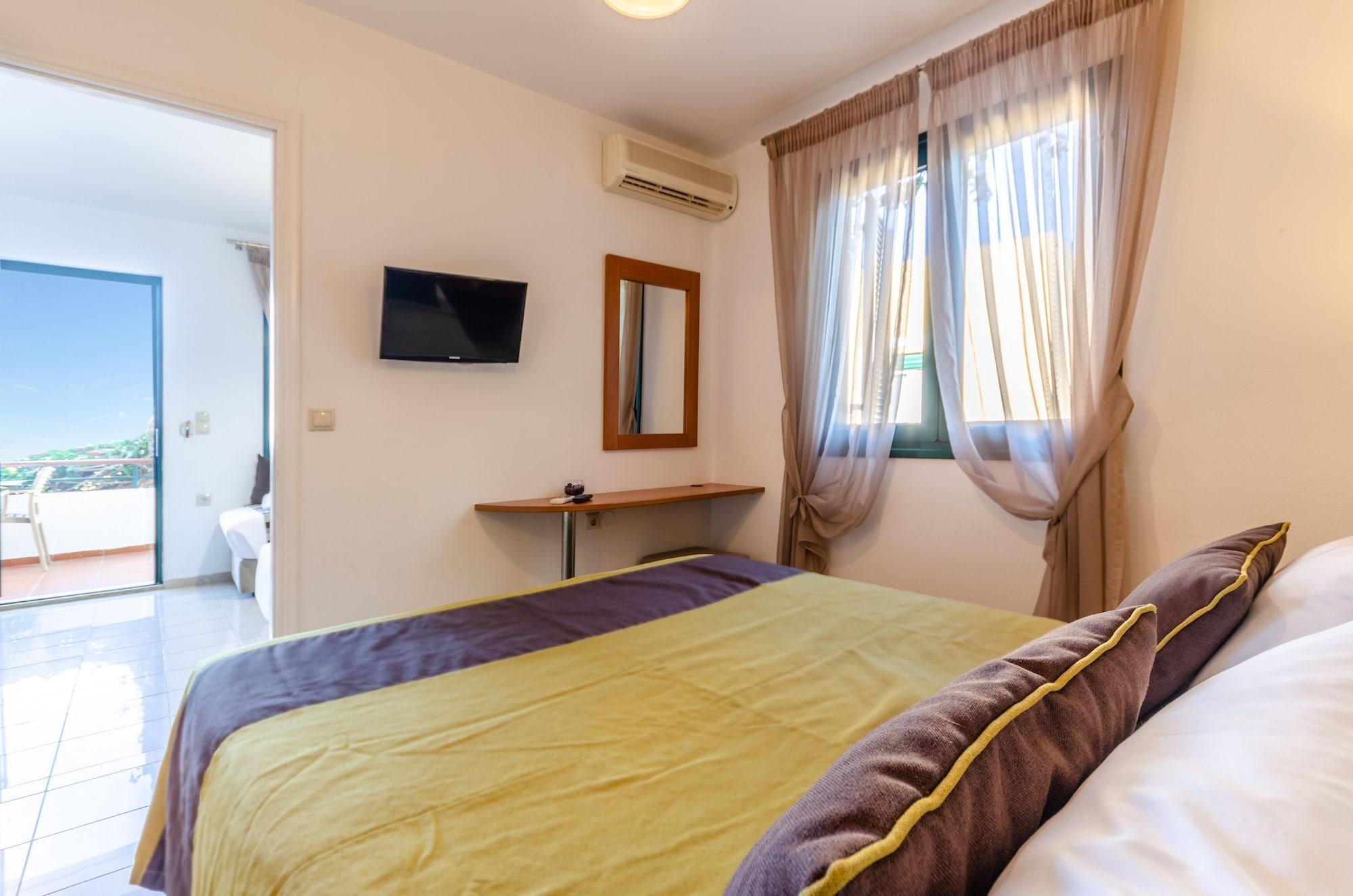 Pela Mare Hotel Agia Pelagia Exterior foto
