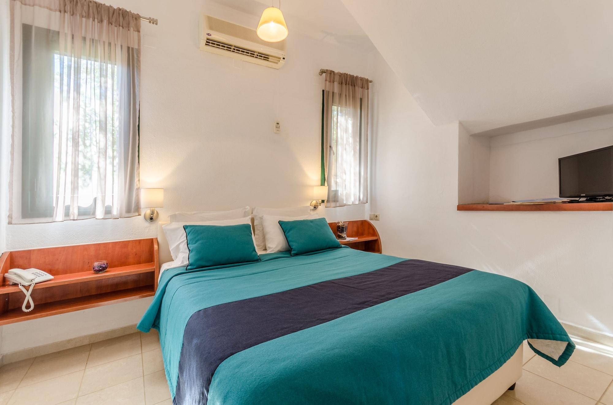 Pela Mare Hotel Agia Pelagia Exterior foto